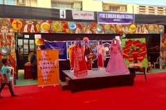1Outside-display